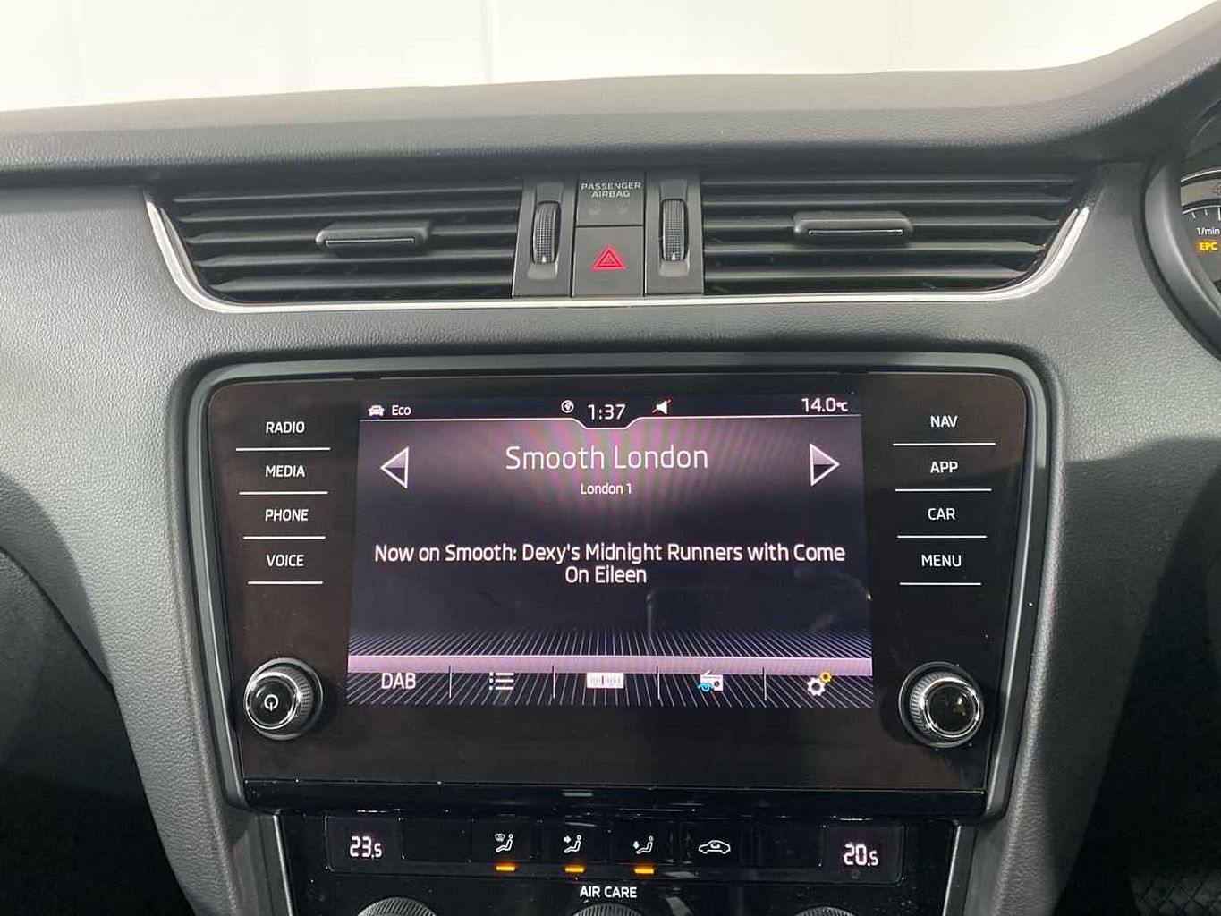 SKODA Octavia Hatchback (2017) 1.4 TSI SE L (150PS) DSG