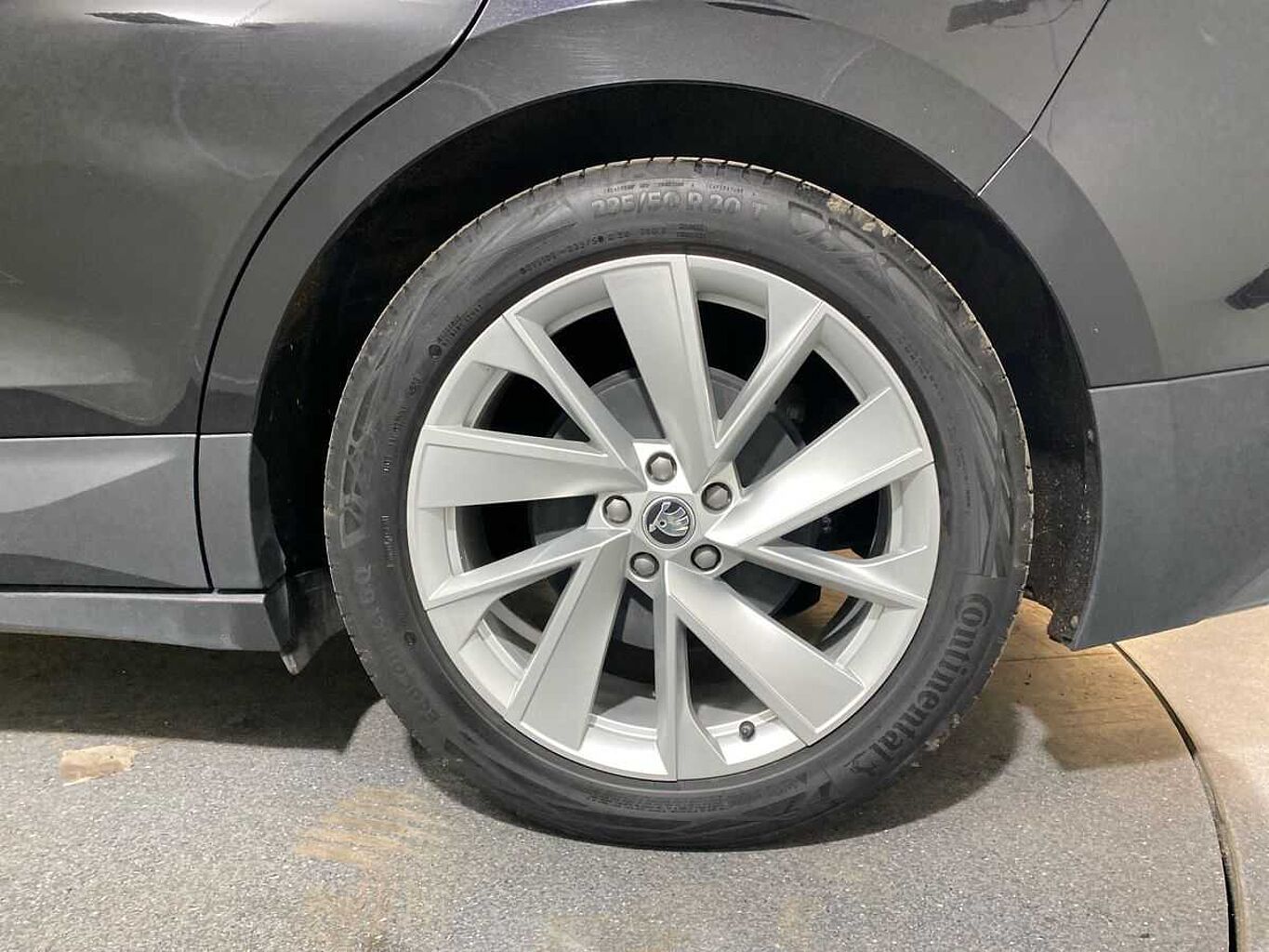 SKODA Enyaq iV 60 62kWh 132kW ecoSuite