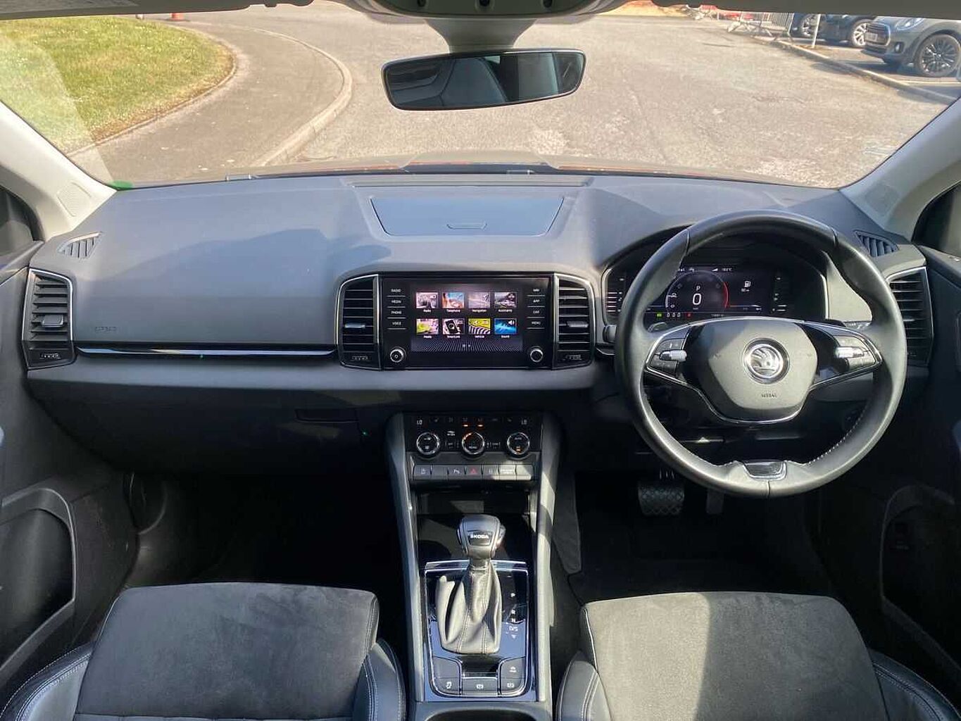 SKODA Karoq SUV 1.5 TSI (150ps) SE L ACT DSG